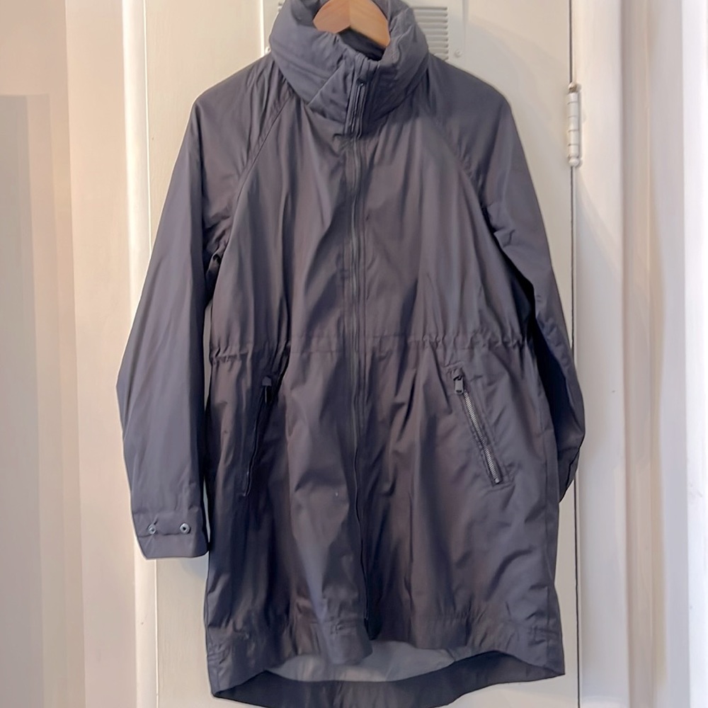Aritzia anorak jacket